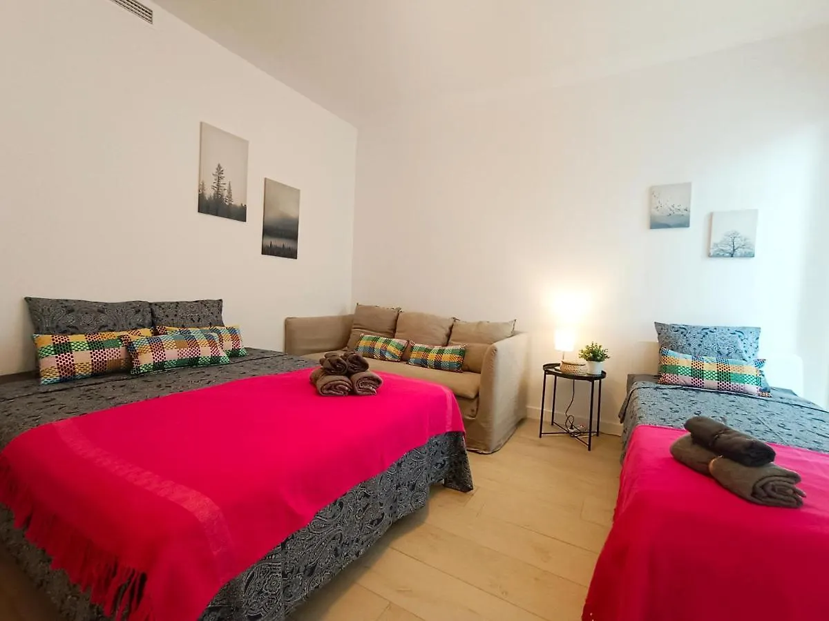 Hostel By Plaza Universidad Rooms Barcelona