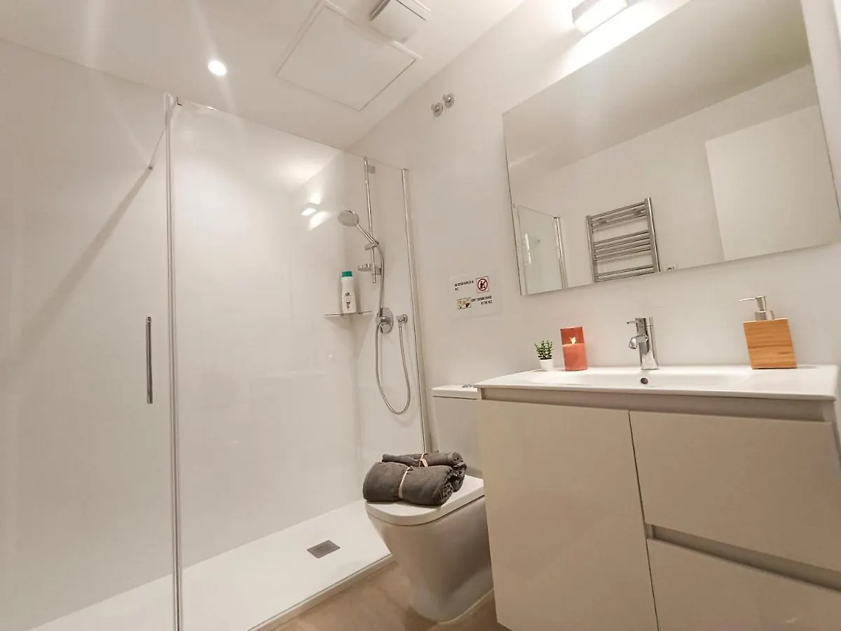 By Plaza Universidad Rooms Barcelona
