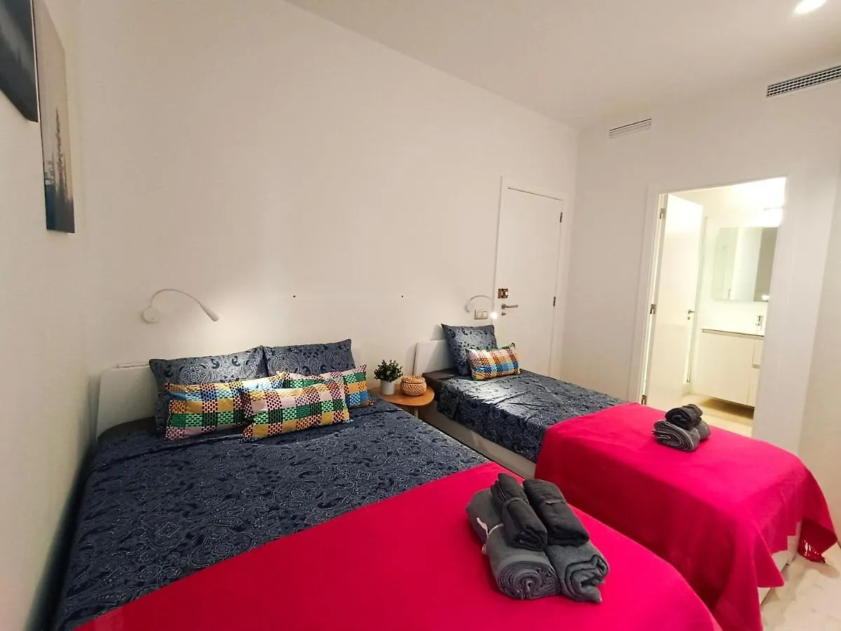 By Plaza Universidad Rooms Barcelona